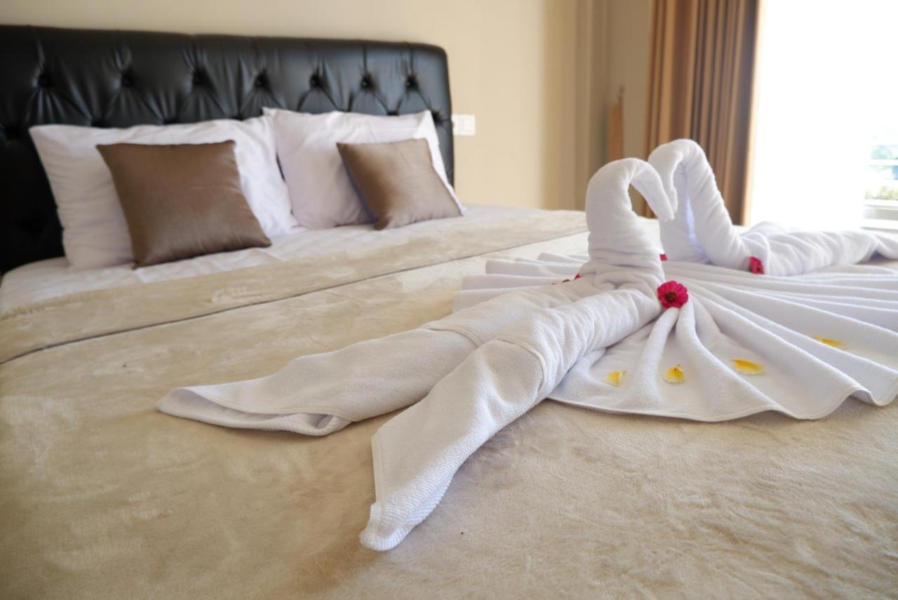 Gunza Bed And Breakfast Джатилувих Екстериор снимка
