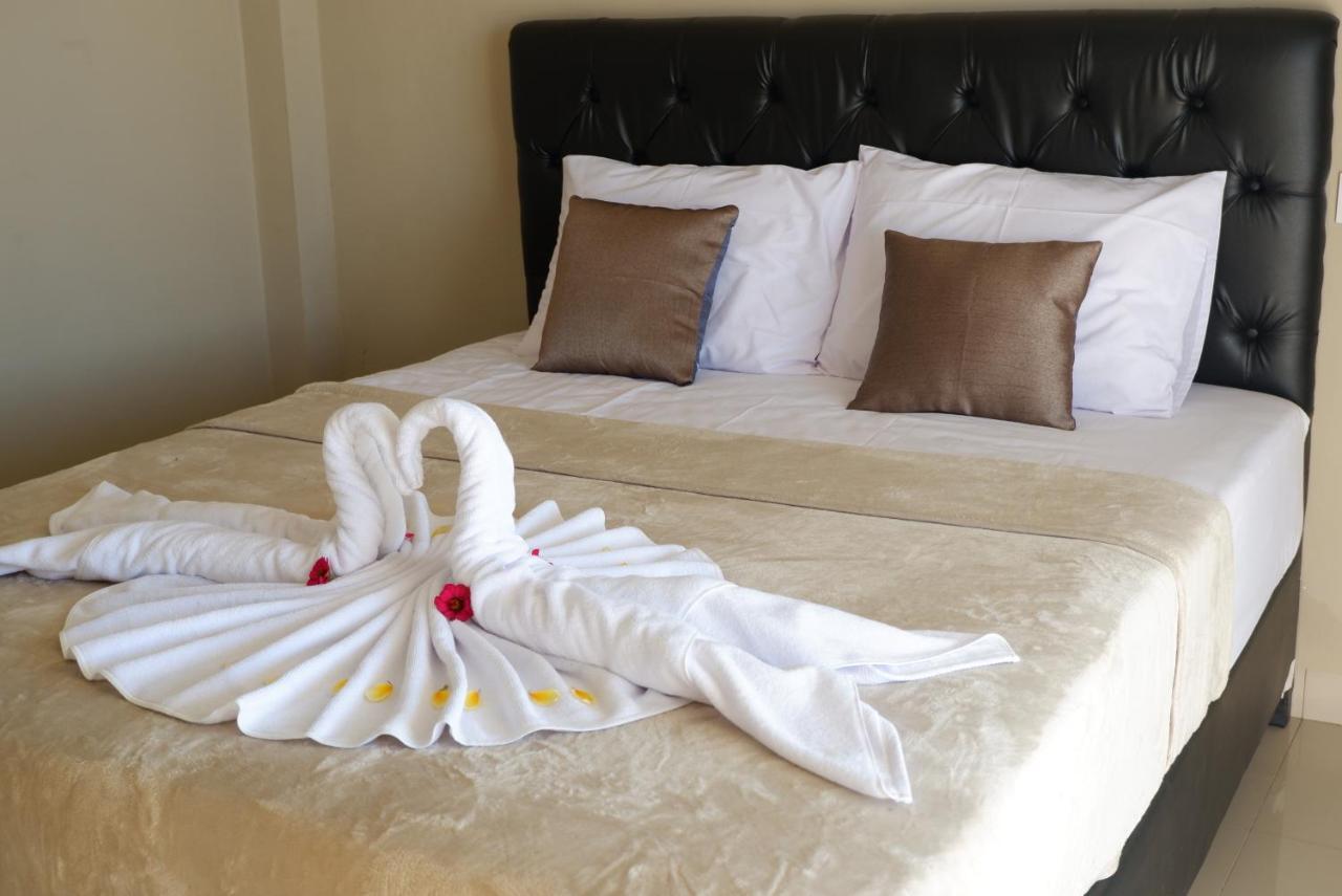 Gunza Bed And Breakfast Джатилувих Екстериор снимка